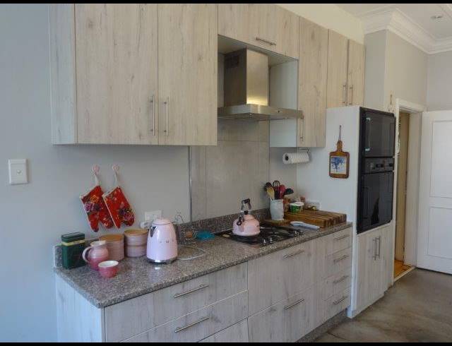 3 BEDROOM HOUSE FOR SALE IN KENSINGTON